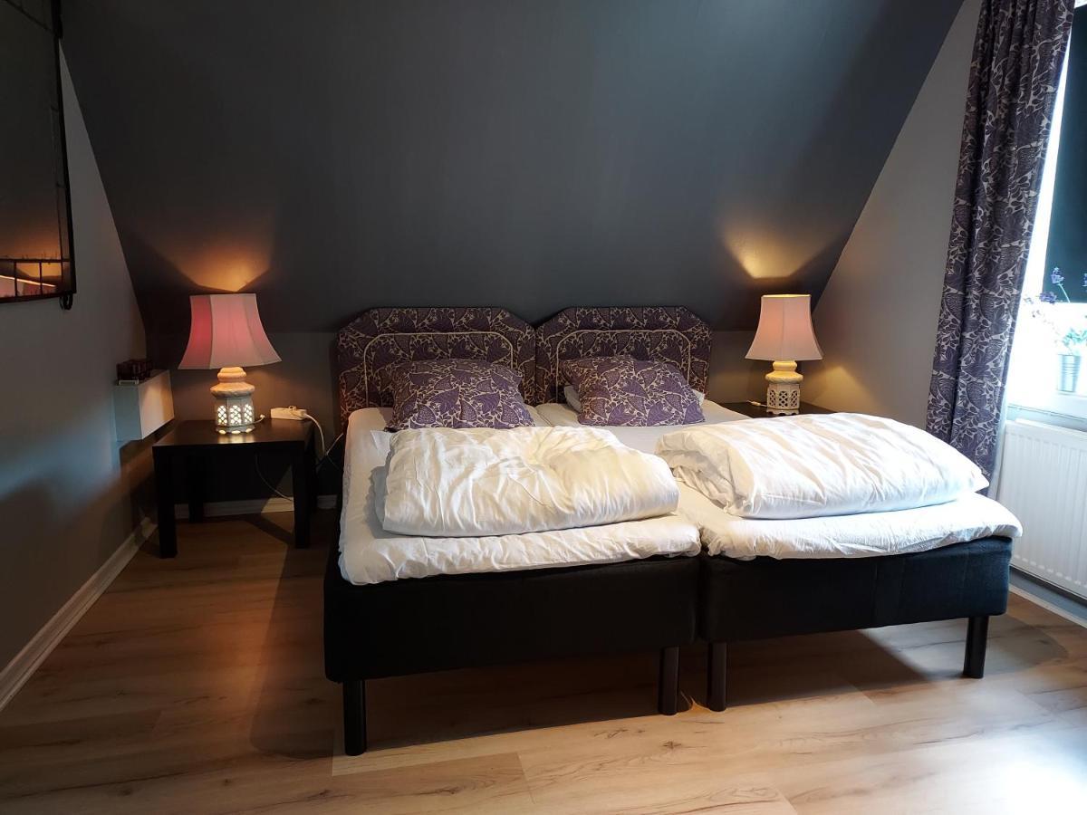 Aelgbergets Bed & Breakfast Ucklum Экстерьер фото